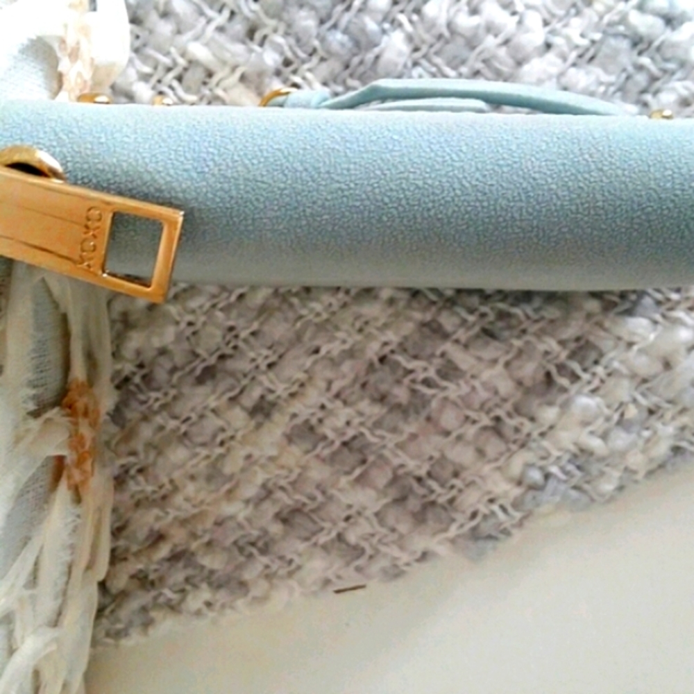 XOXO small credit card wallet NWOT - Picture 3 of 4